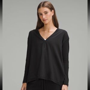 Lululemon Back In Action V-Neck Long Sleeve Shirt